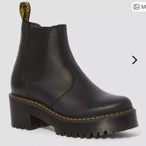 Dr. Martens Black Leather Platform Chelsea Boots Rometty original box